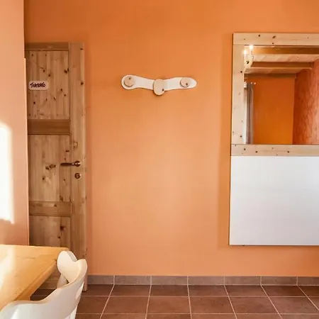 La Casa Del Sole Nocleg ze śniadaniem 4*