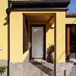 לינה וארוחת בוקר La Casa Del Sole 4*